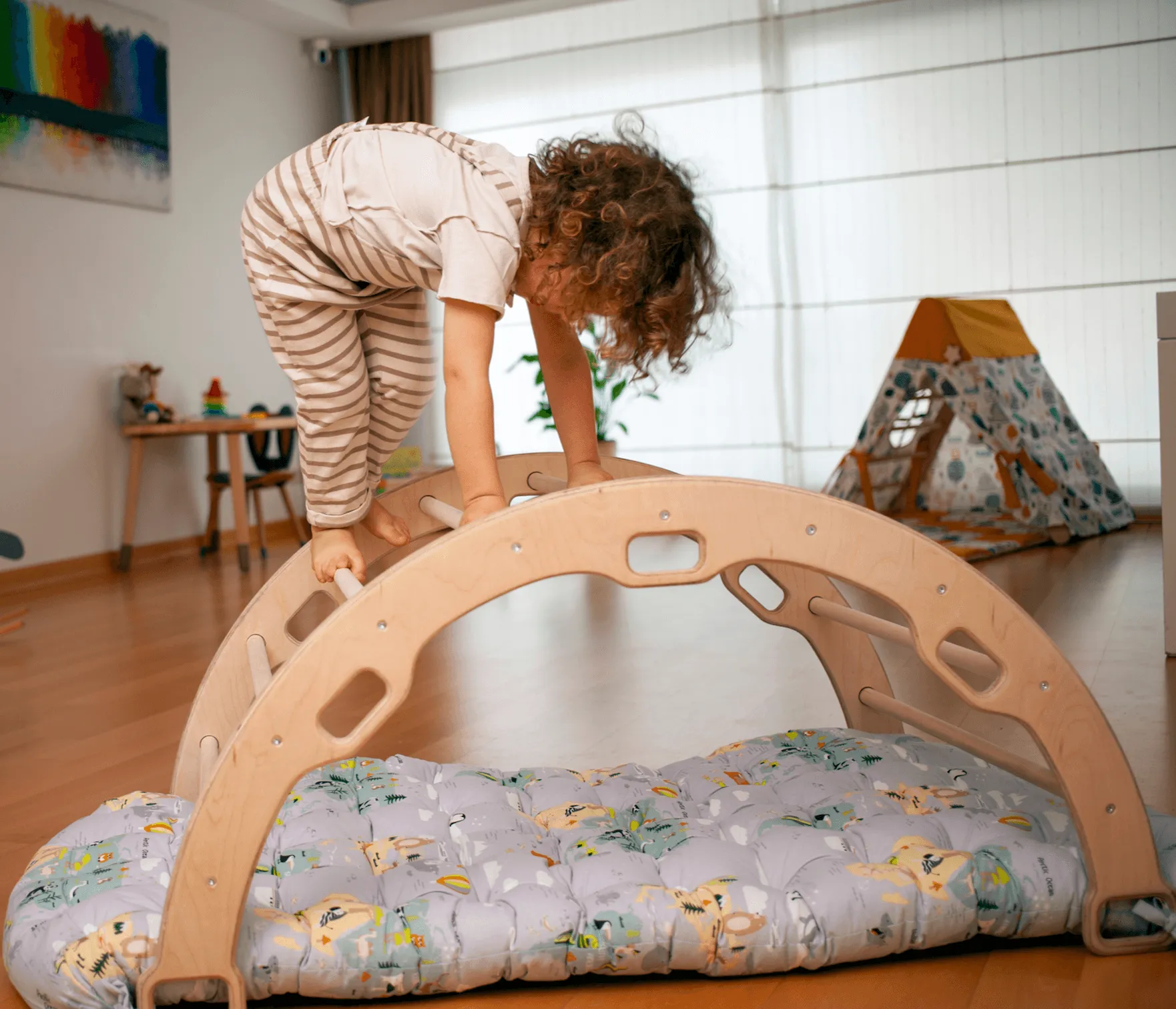 Large Montessori Climbing Arch/Rocker With Pillow Set